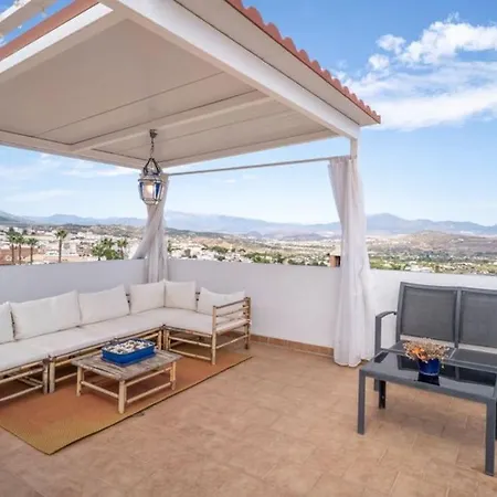 Beautiful Penthouse With Spectacular Views. Apartment Alhaurin el Grande